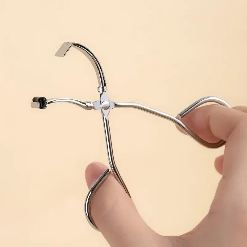 1pc Partial Eyelash Curler, Segmented Detail, Small Eyelash Curler，Stainless Steel Segmented Eyelash Curler, Portable Eyelash Curler Beauty Makeup Tool